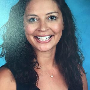 Meet your Posher, Elizabeth